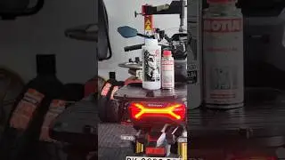 Pakai Oli apa buat Gogobro ? Oli Ipone dan Engine Cleaner Motul.
