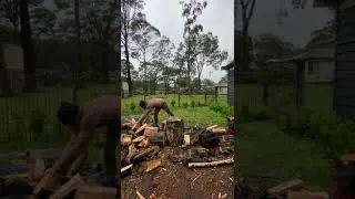 #ASMR Heavy knotted log splitting, hard work. 💦