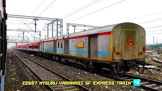 Pune Ajni Vande Bharat Pune Hyderabad Shatabdi Mysuru Varanasi Train at Daund Jn Railway Station