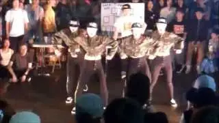 B-boying, Pop Locking, Crumping and Dancing Cyphers in Hongdae, Seoul