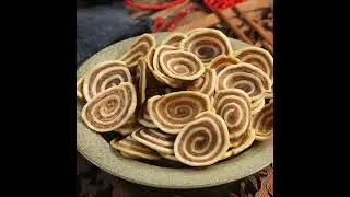 Vietnamese Pig&rsquo;s Ear cookies