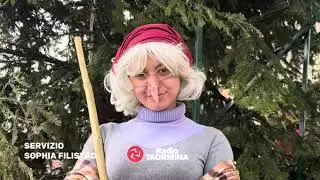 Taormina saluta il Natale con la Befana
