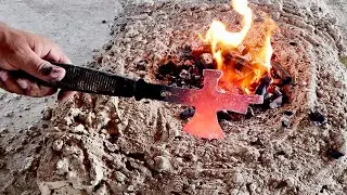 Local Blacksmith is making Axe and Forging Knife from a waste Screwdriver | Crazy Skills