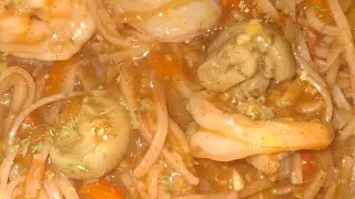 Chili Ginger Garlic Shrimp with Rice Noodles 