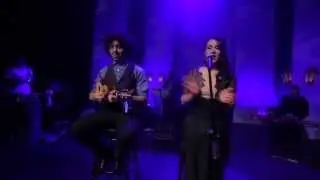 Vanessa Da Mata's Cover -  Magda Navarrete & Leo Vilhena