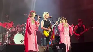 ‘Uninvited’ covered by Brandi Carlile and Lucius