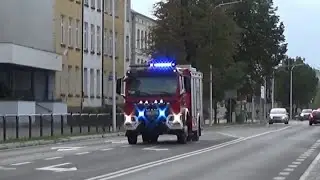 [Pożar mieszkania] Alarmowo 4 zastępy PSP 551[P]21,25\552[P]25,51 [Trąby Martin-Horn]