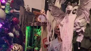 Spirit Halloween YJ 2010 Caged Beast Demo