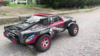 Traxxas slash vs Traxxas mini slash