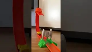 Hot Wheels Cobra Coil - Kobra-Looping