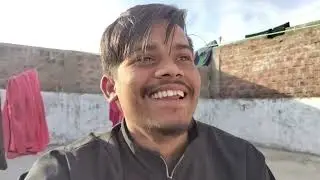 Aaj kar rahe hai padhai😅