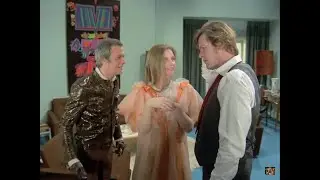 The Persuaders! Episode 19 -The Morning After - (Changing the subtitle language in the settings!)