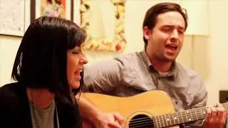Phantogram-When I'm Small Acoustic 