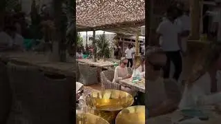 Champagne for all round 1