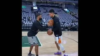 DEVIN BOOKER PRE GAME PRACTICE