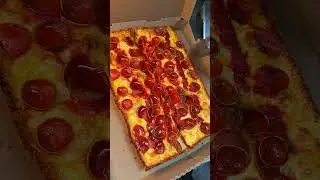 Detroit-Style Pepperoni Pizza ASMR 🍕🔊