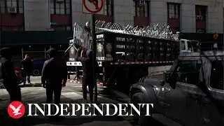 NYPD sets up barricades near Manhattan court ahead of possible Trump indictment