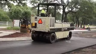 Ingersoll-Rand PT-125R Pneumatic Tire Asphalt Compactor