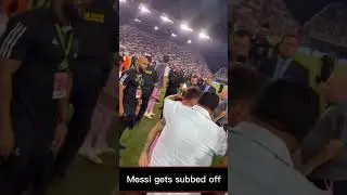 Fans leave the stadium when Messi is subbed off!! 😂😱😂