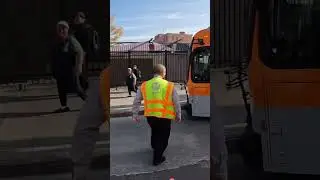 Bus gets stuck turning in LA #losangeles #raw #ice #bus #drive #busdriver #2025 #fyp