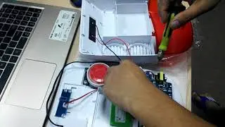 How to connect power adapter with solar siren