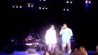 AL B. SURE SINGING WITH LIL AL B. ON STAGE
