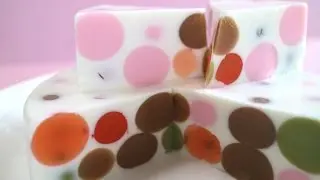 Polka Dots Milk Pudding ミルキーな味～ぷるぷるな水玉模様のミルクプリン