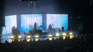 FKJ &ndash; Different Masks For Different Days (Live in Guadalajara, M&eacute;xico. @Teatro Diana, 2022)