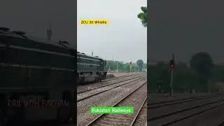 Musa Pak Express Departure Whistle #shortfeed #train #okararailwaystation  #zcu30