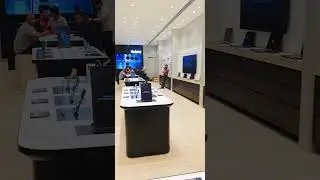 Kolkata newest Samsung Experience Store in Park Street #samsungs25ultra #samsungstore #parkstreet