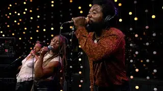 Young Fathers - Rice (Live on KEXP)