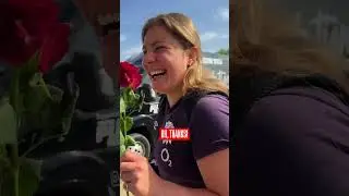 Celebrating National Red Rose Day with our very own 🌹 @o2ukofficial #WearTheRose #RedRoses