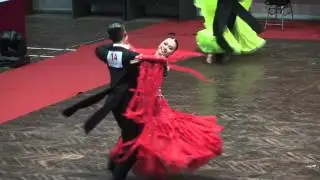 Ch&iacute; Anh Nh&atilde; Khanh Trong điệu Waltz