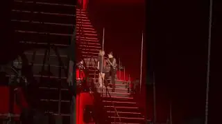 [FANCAM] Jackson Wang - Dead Performance with a lucky fan | MAGIC MAN World Tour Singapore