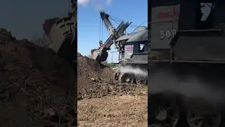 Bucyrus Erie steam shovel #tractor #rollag #steam #diggermachine