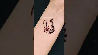 U Letter Floral Mehndi Design 🌺| U Alphabet Henna Tattoo🌸