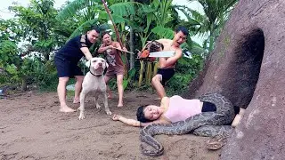 Horrifying! Epic Rescue Hunters and Pitbull Save Girl from Giant Python