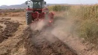 arado trisurco volteo.mp4
