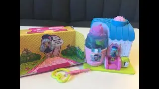 Shopkins Lil' Secrets Secret Shop Cool Scoops Caf&eacute; Mini Playset with Shoppie Doll