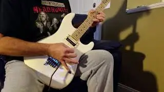 Cellphone video of #Philfeedback playing the Arctic White Charvel guitar. Eine kleine Nachtmusik