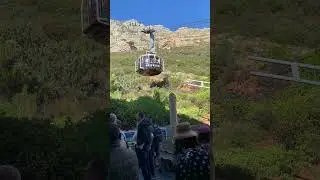 Cablecar to Table Mountain #capetown #tablemountain #pricelessmoment