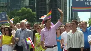 Trudeau, Quebec dignitaries march in Montreal Pride parade