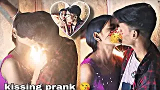 kissing Prank On Boyfriend ❤ll gone kissing Prank 😘II Aashish_Prank