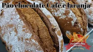 Pão de chocolate com café