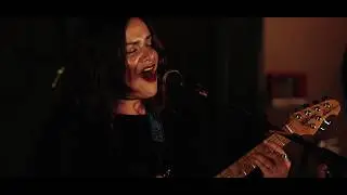 Wicked Game (Chris Isaak COVER) - B & The Hive