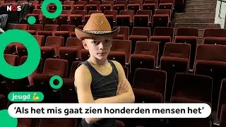 Het jaar van... Mika die optreedt als acrobaat