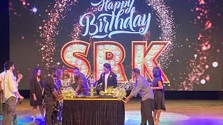 Srk fan meetup happy birthday srk pathaan teaser srk 57th birthday with fans shahrukh khan