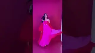 Shafaq Naaz on Instagram   Walk walk walk💜🤍 #shorts #reelsinstagram #instareelsshorts #instagram