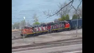 (timelapse) yard work at CN Stuart including old Wisconsin Central gondola -- Hamilton, Ont. (2024)