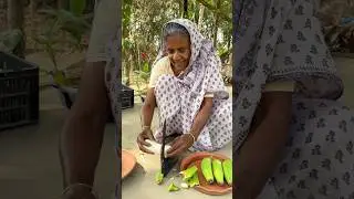 Crispy Smashed Raw Banana Fry | Street Style Kachkola Bhaja #shorts #cooking #recipe